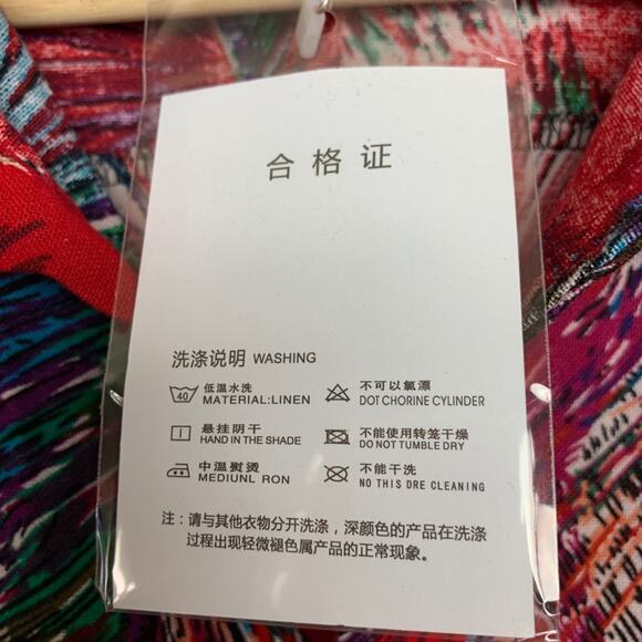 Red Linen Feather Print Bitton Up Blouse Women’s Size Medium - Picture 3 of 7